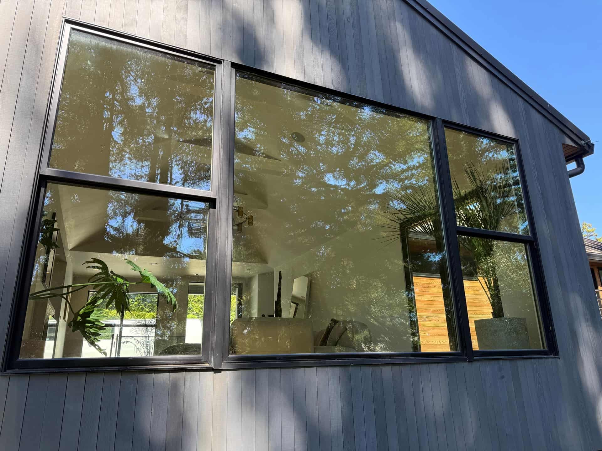 Professional Window Cleaning in Vancouver, WA - Alpine Roof and Gutter Cleaning